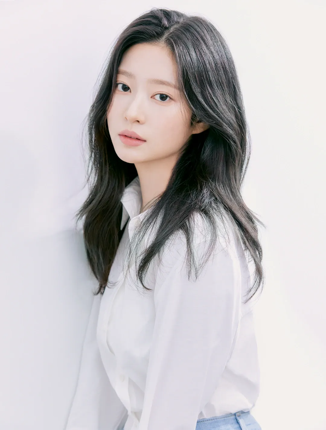 KIM MIN JU KIM MIN JU