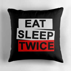 مخدة twice