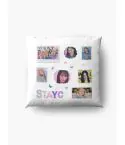 وسادة ديكور Stayc — إصدار "STAYC" — Stayc Limited Edition