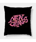 مخدة Newjeans — إصدار "Signature" — Newjeans Limited Edition