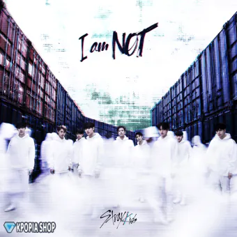 البوم اصلي Stray Kids Debut I am NOT النسخة العشوائية