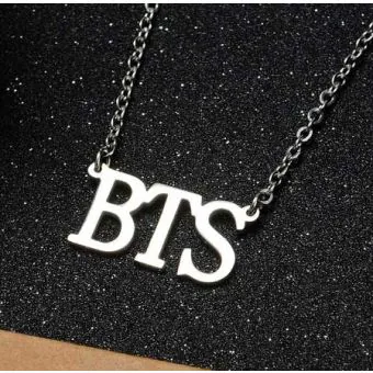 قلادة بقلادة Bts — إصدار "BTS" — BTS Random Ver.