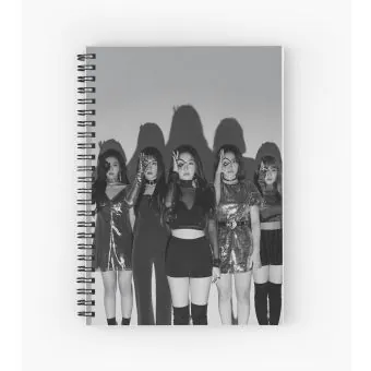 مفكرة Red Velvet — إصدار "Signature" — Red Velvet Limited Edition