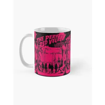 كوب معزول Red Velvet — إصدار "Bad Boy" — Red Velvet Black Edition