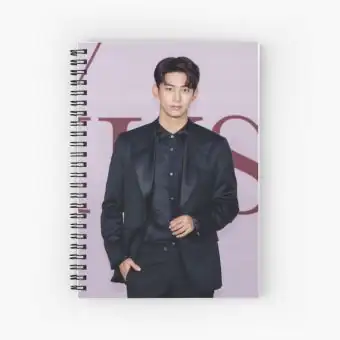 دفتر ملاحظات 14:00:00 — إصدار "Signature" — 14:00:00 Limited Edition