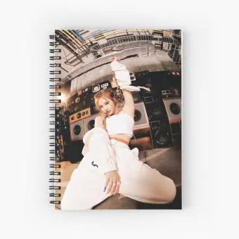 مفكرة Aespa — إصدار "Dreams Come True" — Aespa Limited Edition