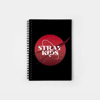 دفتر ملاحظات Stray Kids — إصدار "NASA" — Stray Kids Limited Edition