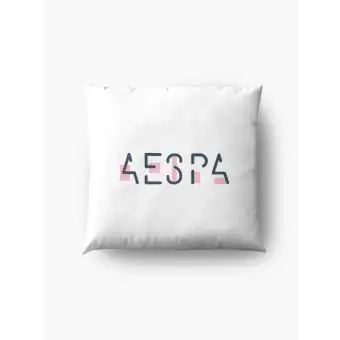 وسادة ديكور Aespa — إصدار "Artwork" — Aespa Limited Edition