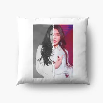 Chung Ha Cushion Signature — Black Deluxe Ver.