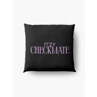 Itzy Throw Pillow — Gold Premium Ver.