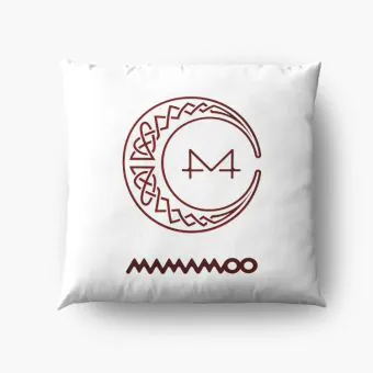 وسادة بلَش Mamamoo — إصدار "Signature" — Mamamoo Limited Edition