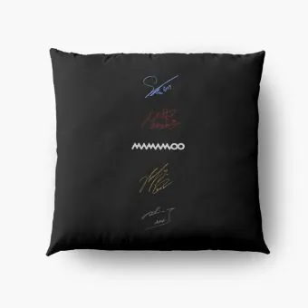 وسادة ديكور Mamamoo — إصدار "Signature" — Mamamoo Limited Edition