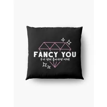 وسادة ديكور Twice — إصدار "LOGO ARTWORK" — Twice Limited Edition