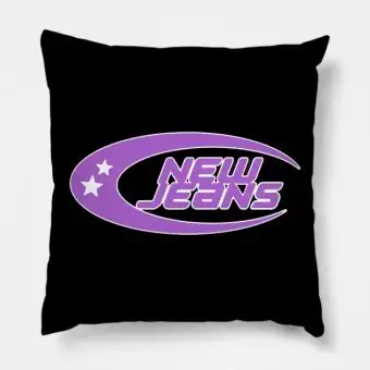 وسادة بلَش Newjeans — إصدار "Signature" — Newjeans Limited Edition