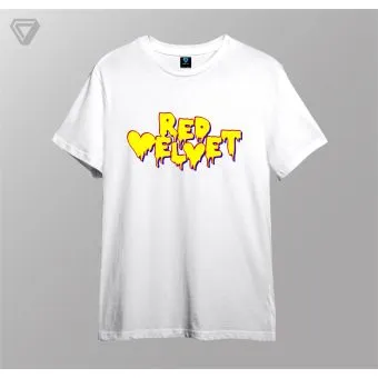 تيشيرت أوفرسايز Red Velvet — إصدار "Classic Typography" — Red Velvet Limited Edition