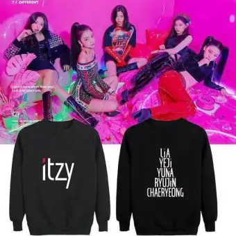 سويتشرت ياقة مستديرة Itzy — إصدار "ITZY" — Itzy Limited Edition