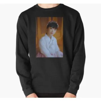 Newjeans Sweatshirt Hanni — Black Casual Ver.