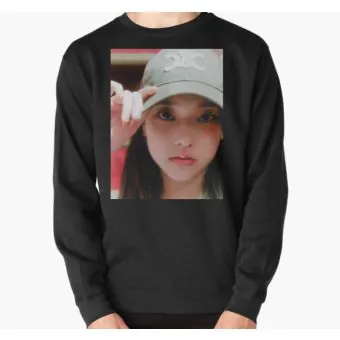 Newjeans Unisex Sweatshirt HANNI — Pink Collectible Ver.