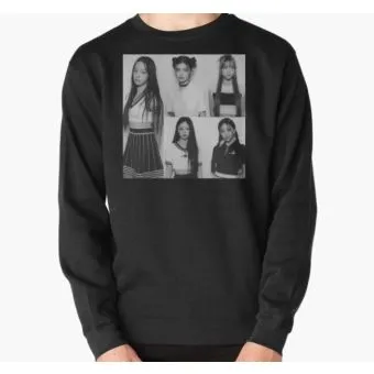 Newjeans Unisex Sweatshirt B&W — Beige Deluxe Ver.
