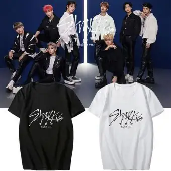تيشيرت بطباعة Stray Kids — إصدار "Collective" — Stray Kids Limited Edition