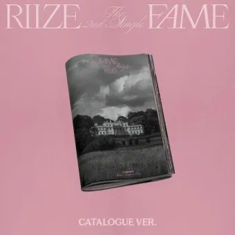 محتويات ألبوم RIIZE Fame نسخة Catalogue تشمل الكتيب، الكروت، والبوست كارد