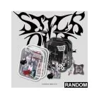 البوم اصلي النسخة العشوائية NMIXX 3rd Fe3O4 STICK OUT Limited Ver