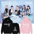 هودي بولوفر Itzy — إصدار "Itz Icy" — Itzy White Hoodie
